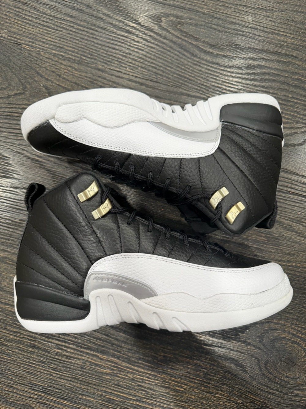 Nike Air Jordan 12 ‘Playoffs’ 2022 Size 6.5Y